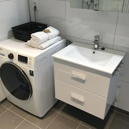 Bed&kitchen *